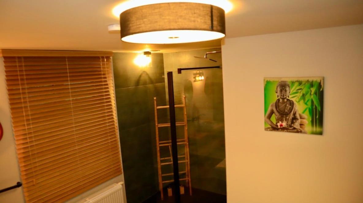 Le Harini Apartment Manhay Екстериор снимка